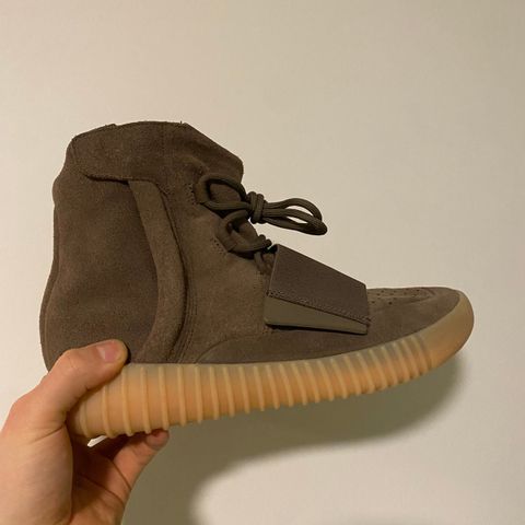 yeezy 750 42 2/3 (NY pris!!)