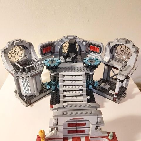 Utgått LEGO Star Wars - Death Star Final Duel (75291)