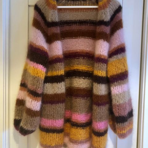 Knit by Elisabeth NY MODELL «Retrocardigan»