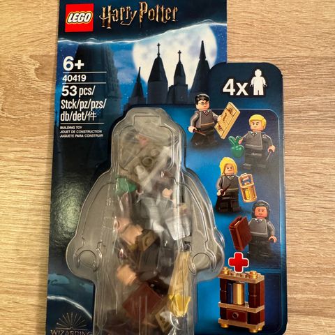 Ny LEGO Harry Potter 40419: Hogwarts Students Accessory Set