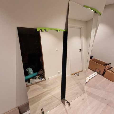 2 speil til salgs