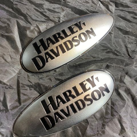 Harley Davidson Tank Emblemer / Klistremerker OEM