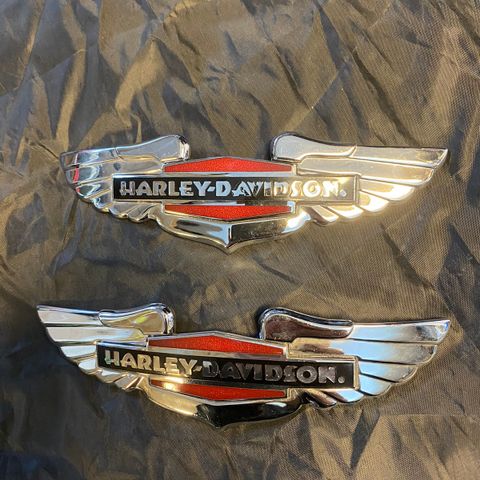Harley Davidson Tank Emblemer / Klistremerker OEM