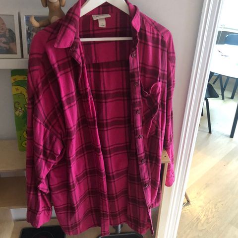 Rosa oversized flanellskjorte