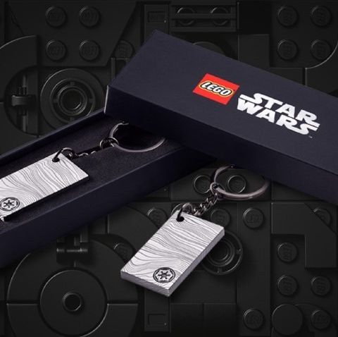 Ny LEGO Star Wars 5007403: The Mandalorian Beskar Keychain