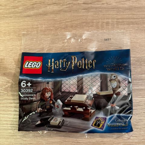 Ny/Uåpnet LEGO Harry Potter 30392: Hermione's Study Desk