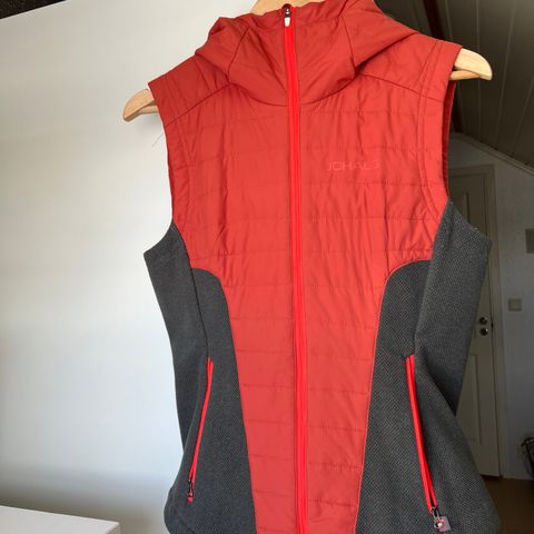 Johaug -Lofty hybrid primaloft vest