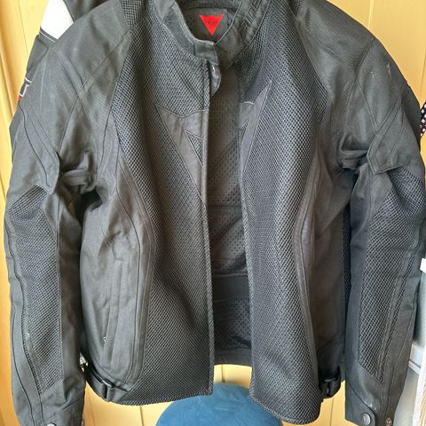 dainese sommerjakke str 52