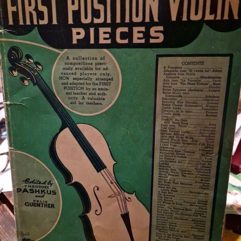 Kr 30 FIRST POSITION VIOLIN PIECES EVERYBODYS FAVORITE 24