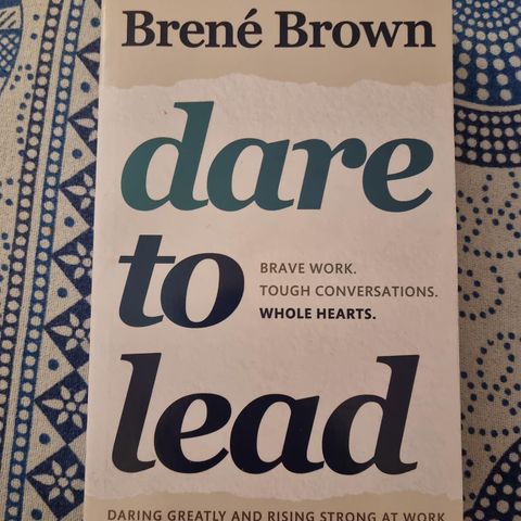 Bok "Dare to lead" Brene Brown