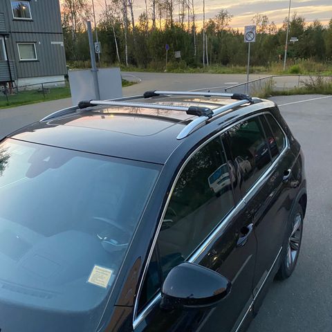 Thule WingBar Edge