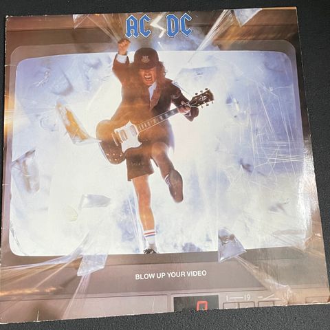 AC/DC - Blow up your video LP