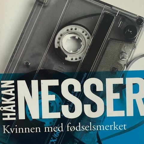 Håkan Nesser: "Kvinnen med fødselsmerket". Krim.  Paperback