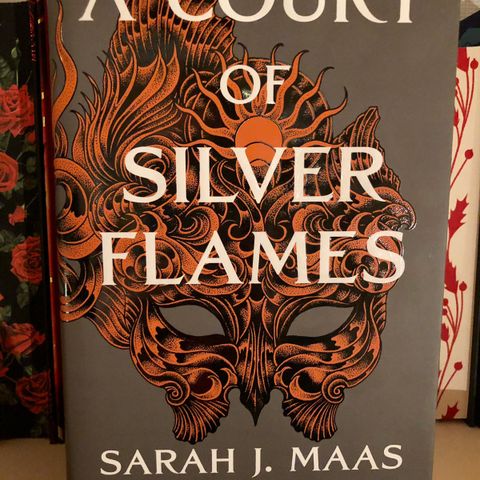 A Court of Silver Flames Hardback