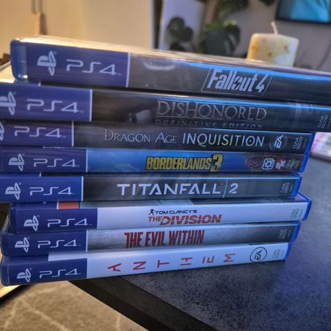 Forskjellige PS4-spill