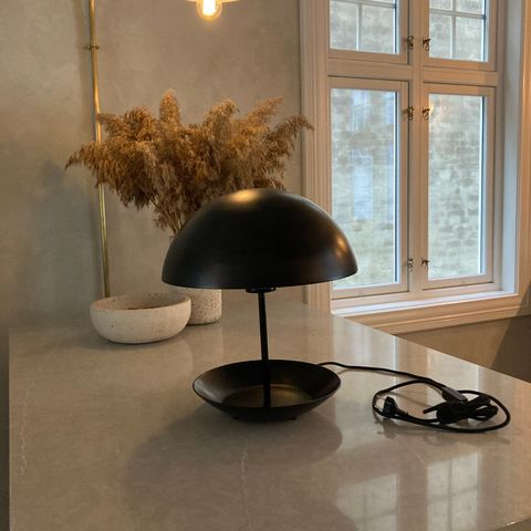 Bordlampe fra Bolia