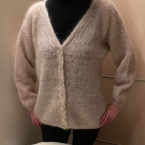 Beige weekend cardigan