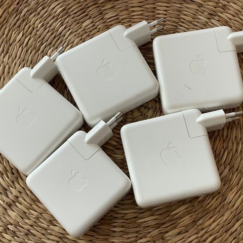 Apple USB-C strømadaptere 96W, 87W og 67W MacBook lader
