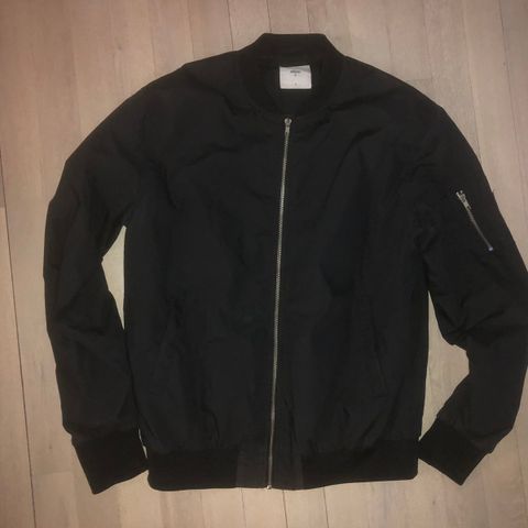 Minimum Bomber