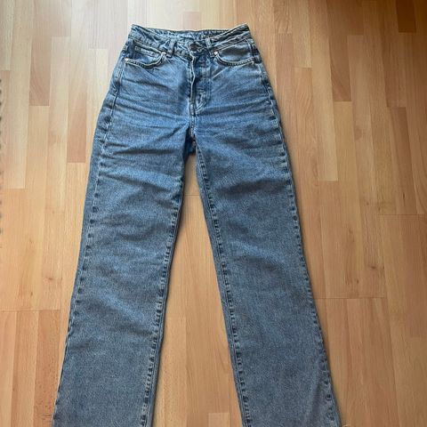 Jeans Bikbok