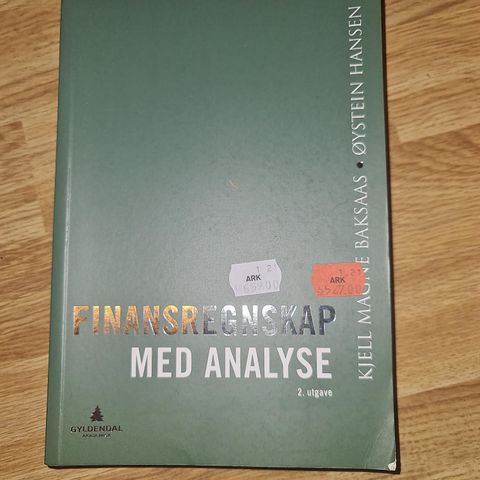 Finansregnskap med analyse