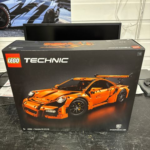 LEGO Technic 42056 Porsche 911 GT3 RS (forseglet)