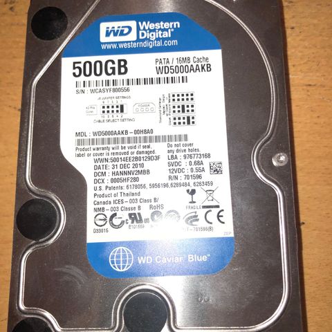 Western Digital WD3200AAKB 500 GB PATA / 16 Mb Cache  HD. Hard disk. Harddisk.