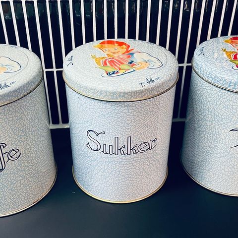 Koselige vintage bokser til kaffe, sukker og mel