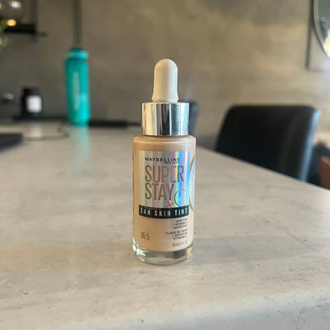 Maybelline Foundation Superstay farge 05,5