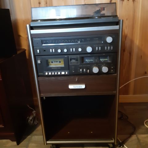 Vintage Technics Stereo Rack