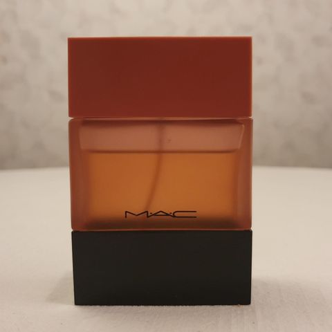 MAC parfyme