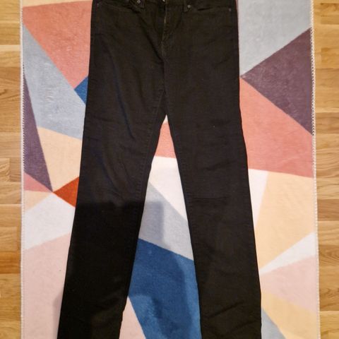 Levi's 712 Slim W29L34