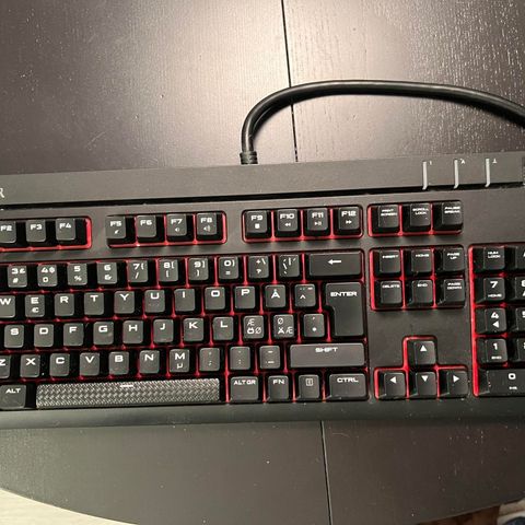 Corsair gaming tastatur