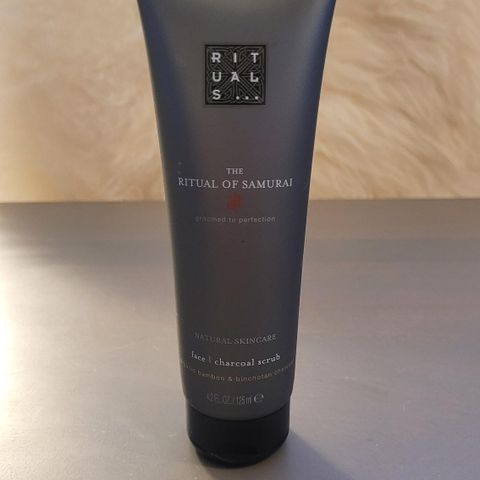 Rituals of Samurai face scrub