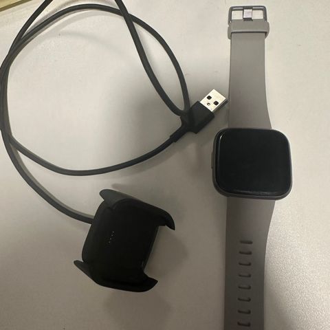 Fitbit versa 2