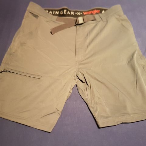 Wrangler Shorts size 40
