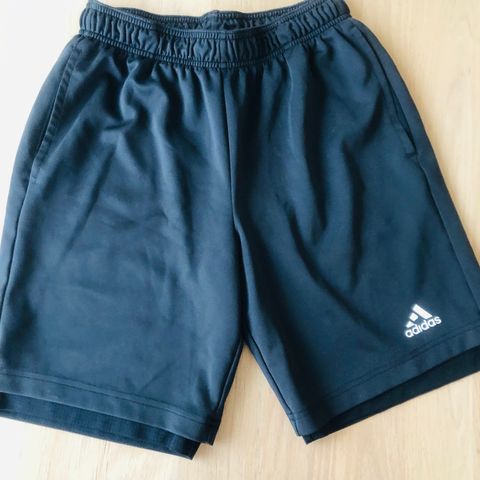 Adidas str. 164