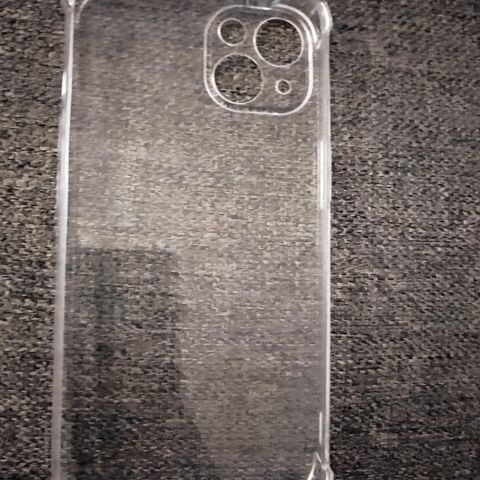 NYTT iPhone 13 soft cover i kraftig silikon - solid kvalitet!