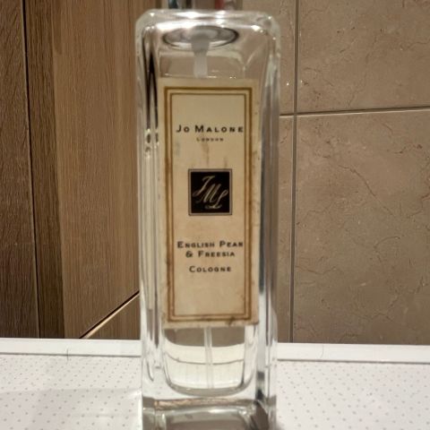 Jo Malone parfyme English pest and fresia