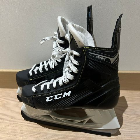 CCM hockey skøyter