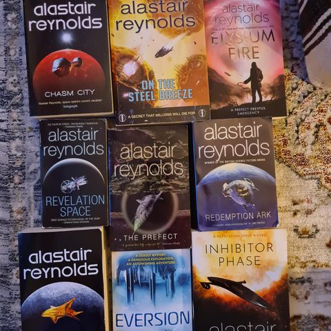 Science fiction bøker av Alastair Reynolds