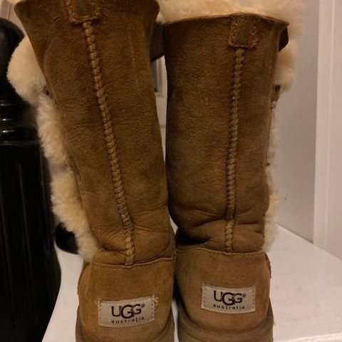 Ugg