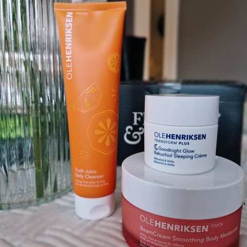 Ole henriksen produktpakke