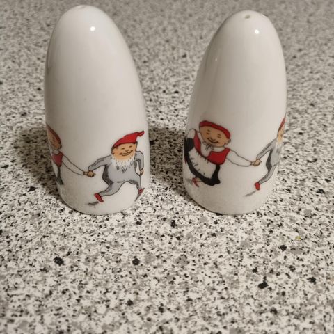 Porsgrund Porselen Nisseservise, salt og pepper.