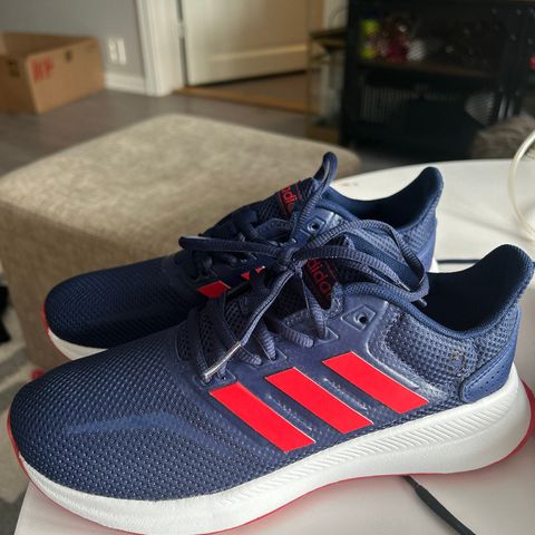 Adidas sko