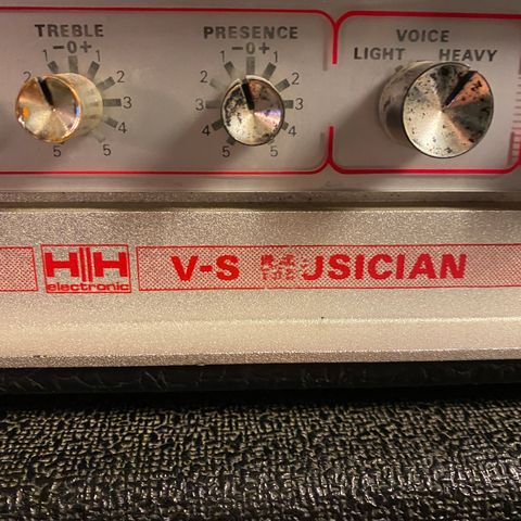 HH Electronics V-S Musician-topp