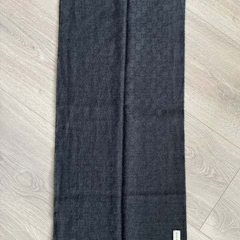 Gucci Dark Gray Wool Scarf / Skjerf