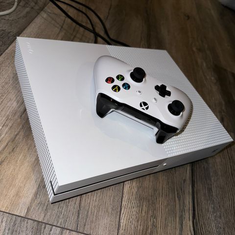 Xbox One S1tb