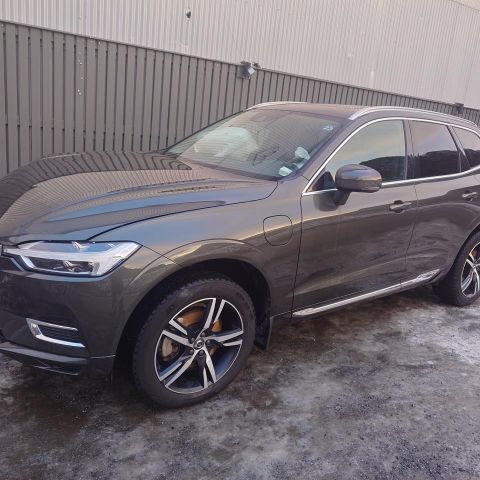 Volvo XC60 T8 Hybrid AWD -19 selgast i delar