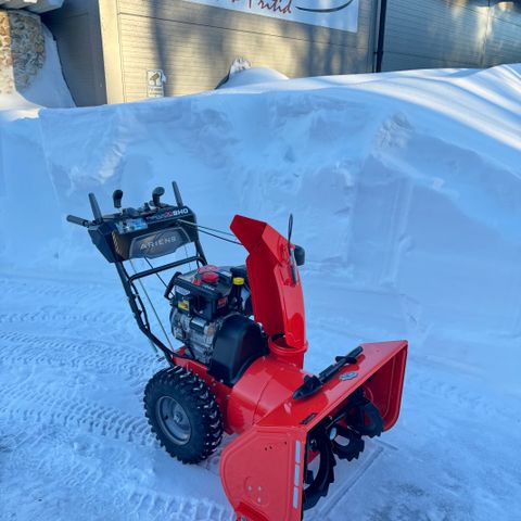 Ariens Platinum 30 SHO EFI, FRI LEVERING*